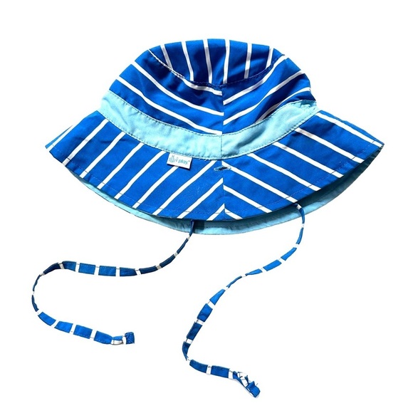 ⭐️ 5 for $25 i Play. Blue Striped Reversible Bucket Hat for Babies - Picture 1 of 5